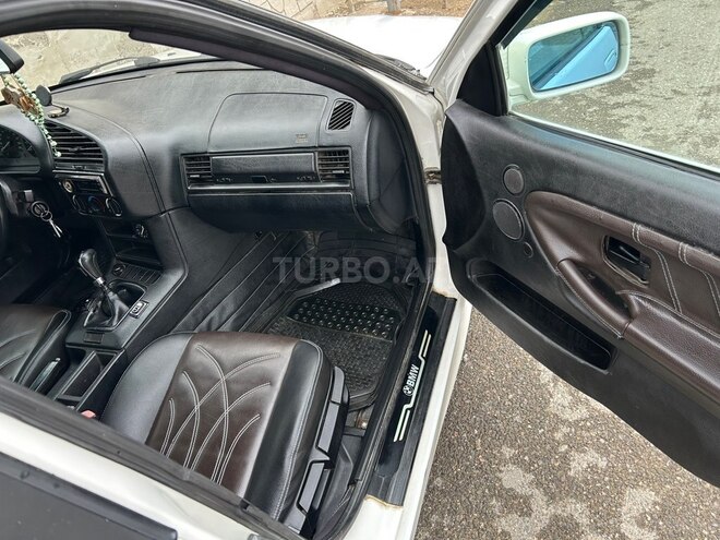 BMW 316 1996, 372,000 km - 1.6 л - Xırdalan