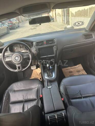Volkswagen Jetta 2011, 296,119 km - 2.0 l - Bakı