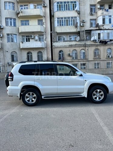 Toyota Land Cruiser Prado 2004, 280,000 km - 2.7 л - Bakı
