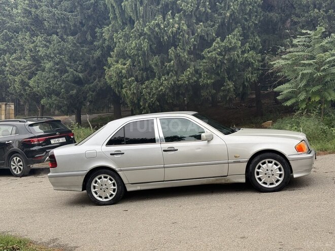 Mercedes C 240 1998, 248,470 km - 2.4 l - Bakı