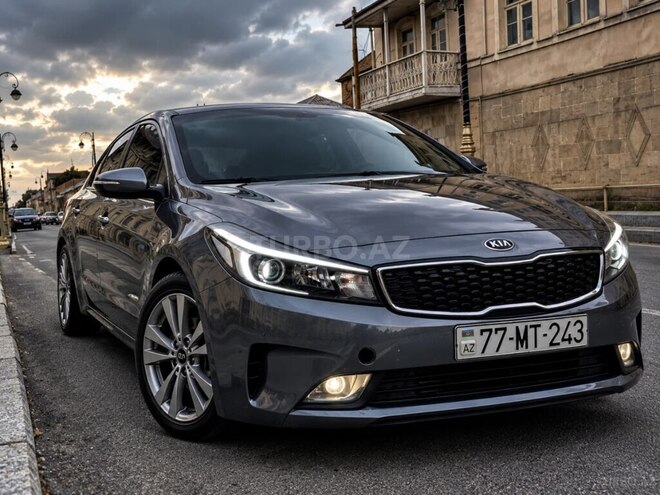Kia K3 2017, 182,000 km - 1.6 л - Quba