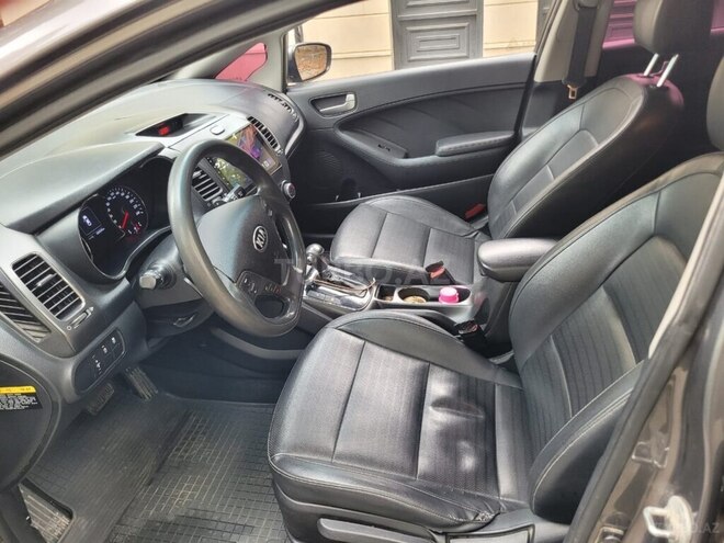 Kia K3 2017, 182,000 km - 1.6 л - Quba