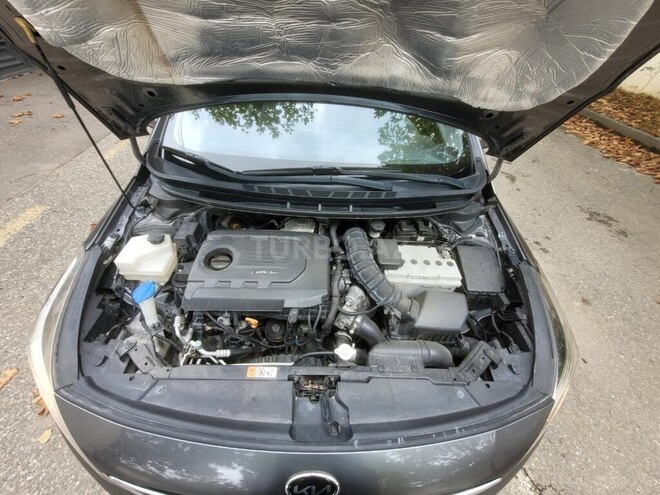 Kia K3 2017, 182,000 km - 1.6 л - Quba