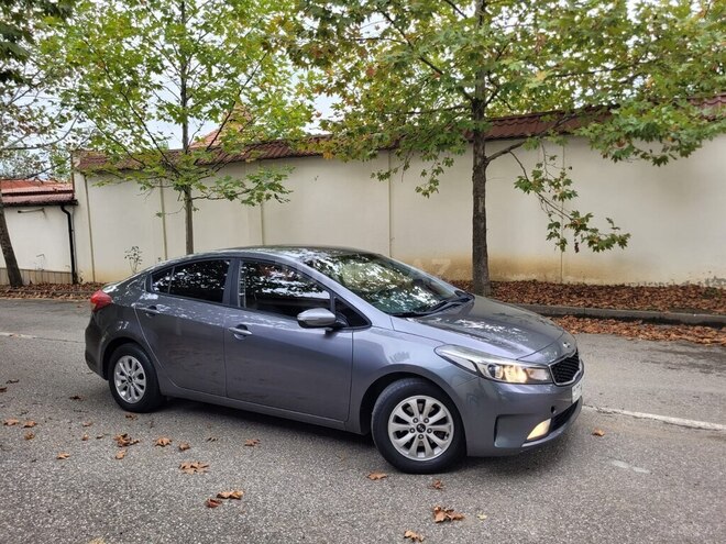 Kia K3 2017, 182,000 km - 1.6 л - Quba