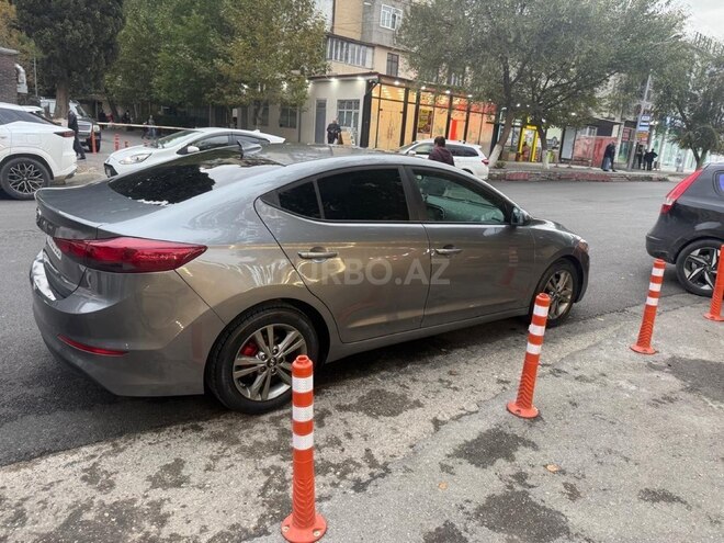 Hyundai Elantra 2017, 166,000 km - 2.0 l - Bakı