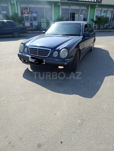 Mercedes E 220 1999, 456,800 km - 2.2 l - İmişli