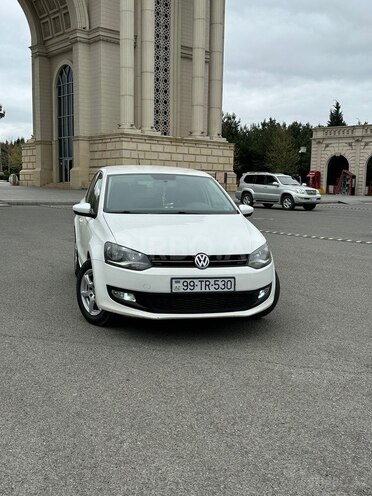 Volkswagen Polo 2011, 200,000 km - 1.4 l - Gəncə
