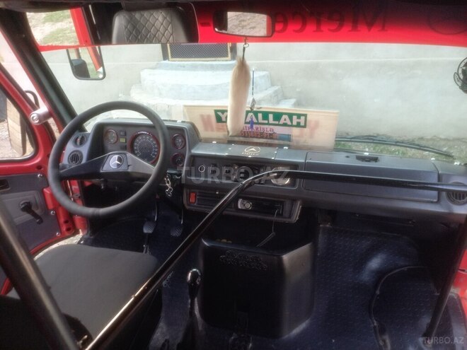 Mercedes 208 D 1992, 370,258 km - 2.3 l - Salyan