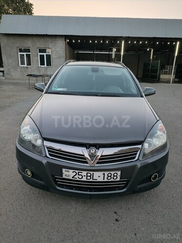 Opel Astra 2009, 350,000 km - 1.4 l - Göygöl