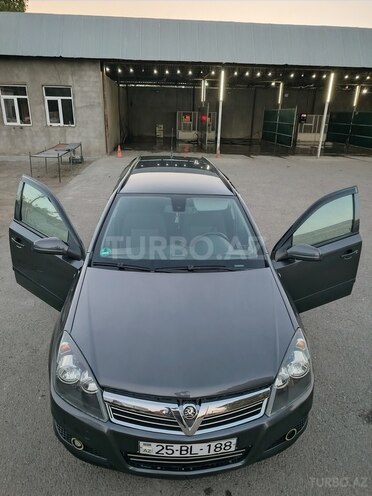 Opel Astra 2009, 350,000 km - 1.4 l - Göygöl