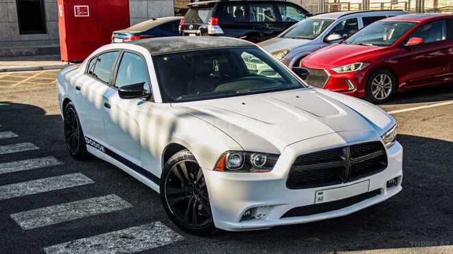 Dodge Charger 2012, 240,000 km - 3.6 л - Bakı