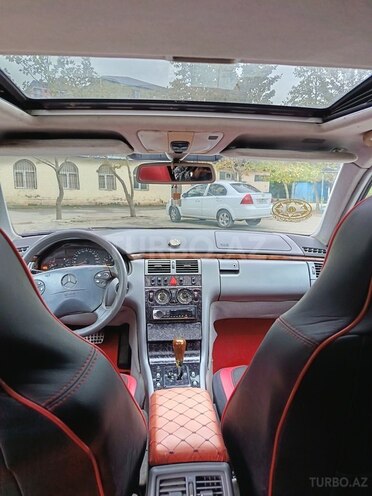 Mercedes E 200 2000, 325,684 km - 2.0 л - Sumqayıt