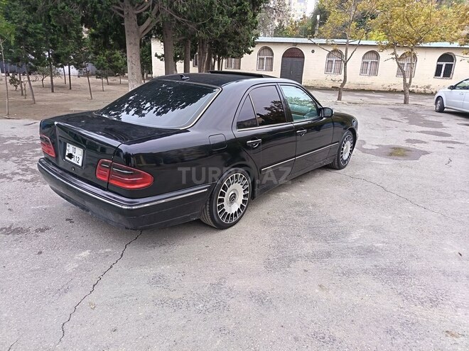Mercedes E 200 2000, 325,684 km - 2.0 л - Sumqayıt