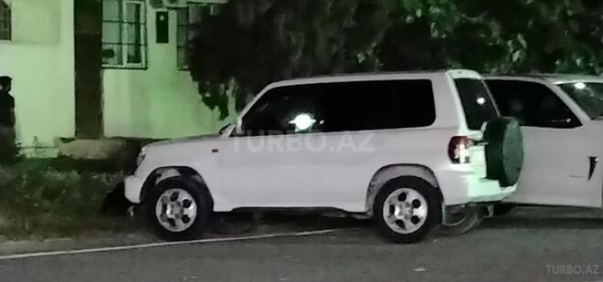 Mitsubishi Pajero io 1999, 362,191 km - 1.8 l - Bərdə