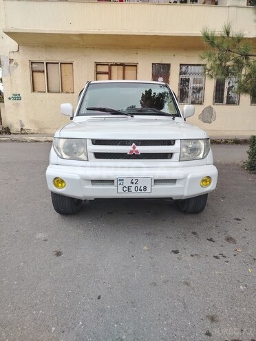 Mitsubishi Pajero io 1999, 362,191 km - 1.8 l - Bərdə