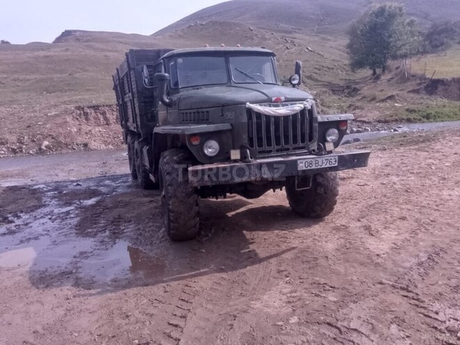Ural 4320 1990, 166,600 km - 11.0 л - Balakən