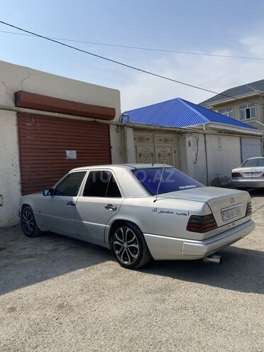 Mercedes  1993, 500,000 km - 2.0 л - Bakı