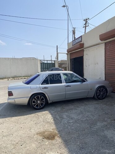Mercedes  1993, 500,000 km - 2.0 л - Bakı