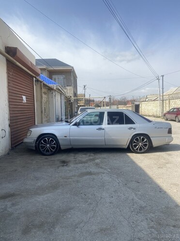 Mercedes  1993, 500,000 km - 2.0 л - Bakı