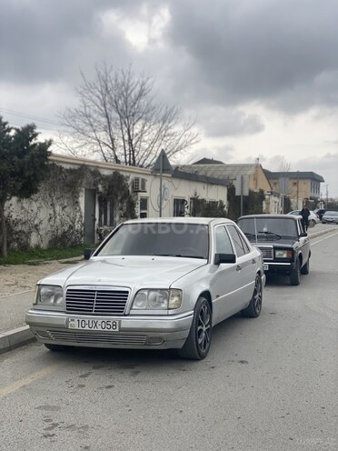 Mercedes  1993, 500,000 km - 2.0 л - Bakı