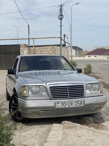 Mercedes  1993, 500,000 km - 2.0 л - Bakı