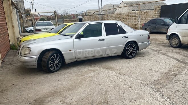 Mercedes  1993, 500,000 km - 2.0 л - Bakı