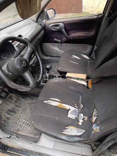 Opel Corsa 1994, 596,000 km - 1.4 l - Bakı