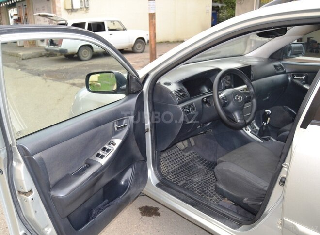 Toyota Corolla 2005, 319,000 km - 1.4 l - Lənkəran