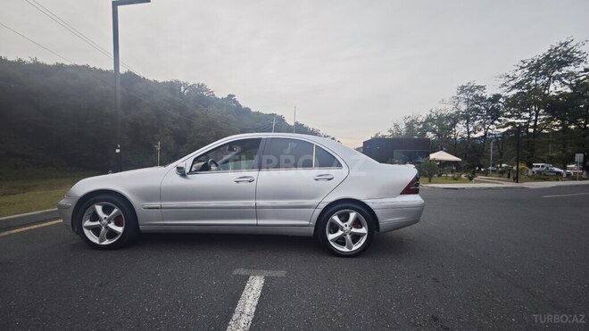 Mercedes C 200 2000, 404,705 km - 2.2 л - Zaqatala
