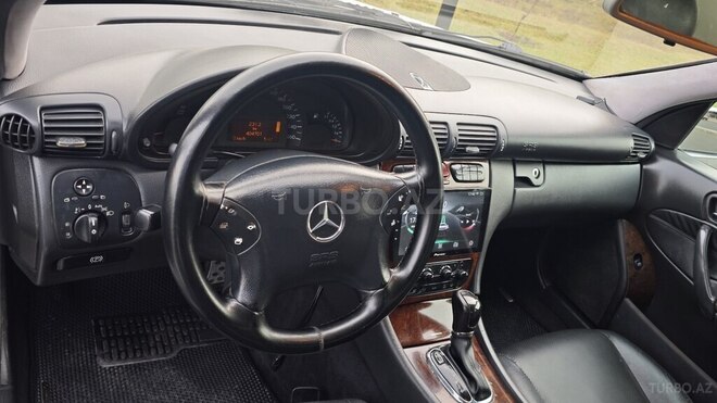 Mercedes C 200 2000, 404,705 km - 2.2 л - Zaqatala