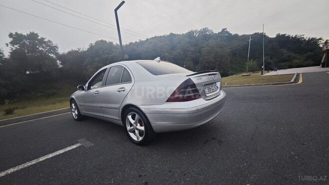 Mercedes C 200 2000, 404,705 km - 2.2 л - Zaqatala