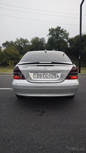 Mercedes C 200 2000, 404,705 km - 2.2 л - Zaqatala