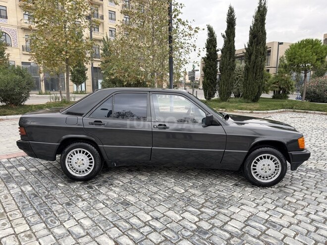 Mercedes 190 1991, 304,019 km - 1.8 l - Bakı