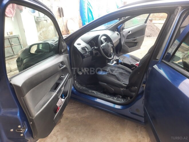 Opel Astra 2006, 470,000 km - 1.3 l - Quba