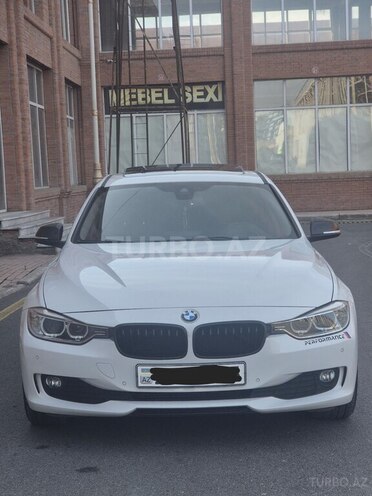 BMW  2014, 239,000 km - 2.0 l - Gəncə