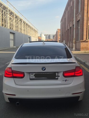BMW  2014, 239,000 km - 2.0 l - Gəncə