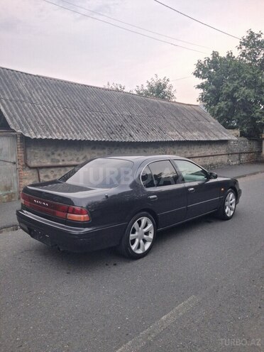 Nissan Maxima 1995, 413,000 km - 3.0 l - Qax
