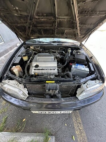 Nissan Maxima 1995, 413,000 km - 3.0 l - Qax