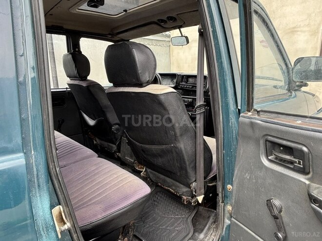UAZ Patriot 2005, 180,794 km - 2.7 l - Quba