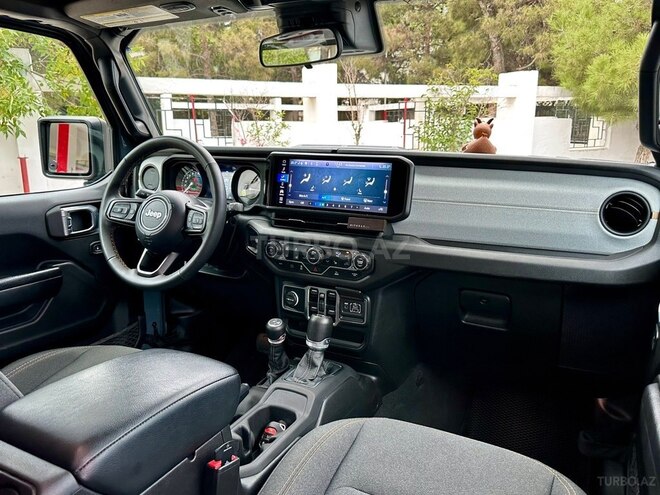 Jeep Wrangler 2024, 28,000 km - 2.0 l - Bakı