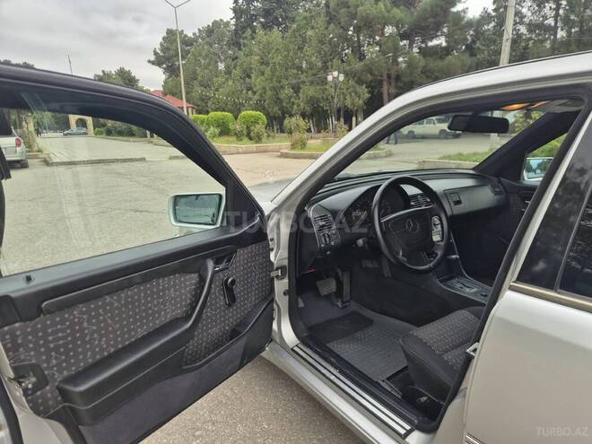 Mercedes C 200 1994, 371,974 km - 2.0 l - Şabran