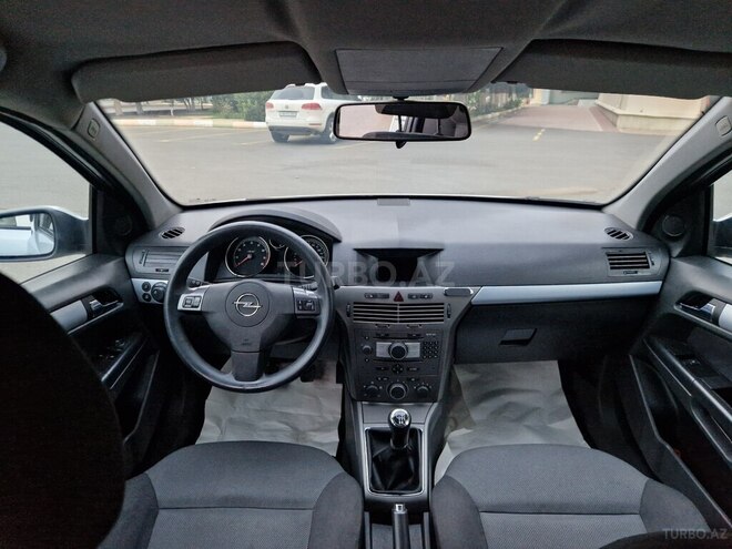 Opel Astra 2006, 300,000 km - 1.4 l - Göyçay