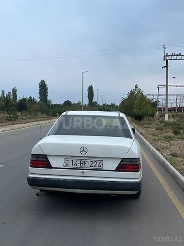 Mercedes  1992, 352,000 km - 2.0 l - Şərur