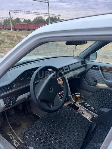 Mercedes  1992, 352,000 km - 2.0 l - Şərur