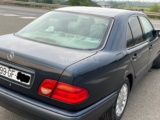 Mercedes E 200 1999, 399,000 km - 2.0 л - Lənkəran