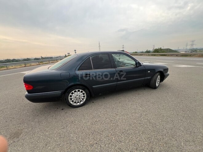 Mercedes E 200 1999, 399,000 km - 2.0 л - Lənkəran