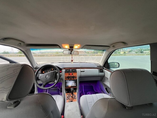 Mercedes E 200 1999, 399,000 km - 2.0 л - Lənkəran