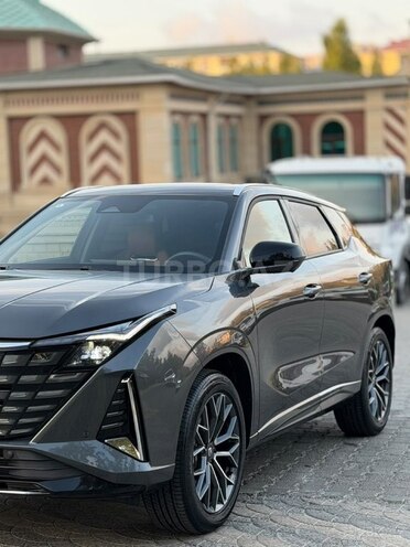 Changan  2025, 16,000 km - 1.5 л - Bakı