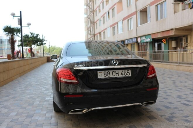 Mercedes E 250 2016, 211,000 km - 2.0 л - Bakı