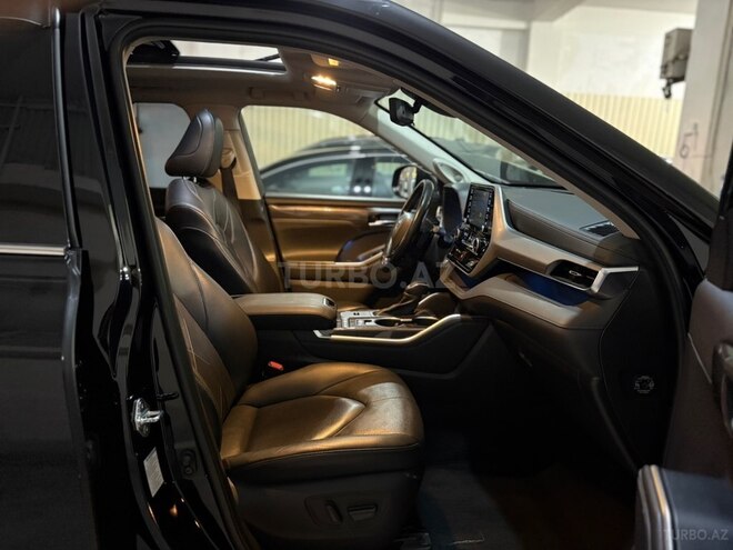 Toyota Highlander 2021, 47,000 km - 2.5 л - Bakı